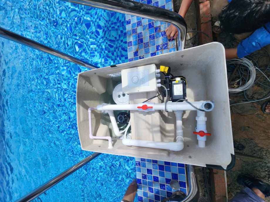 Máy lọc nước hồ bơi nhà chị Vân