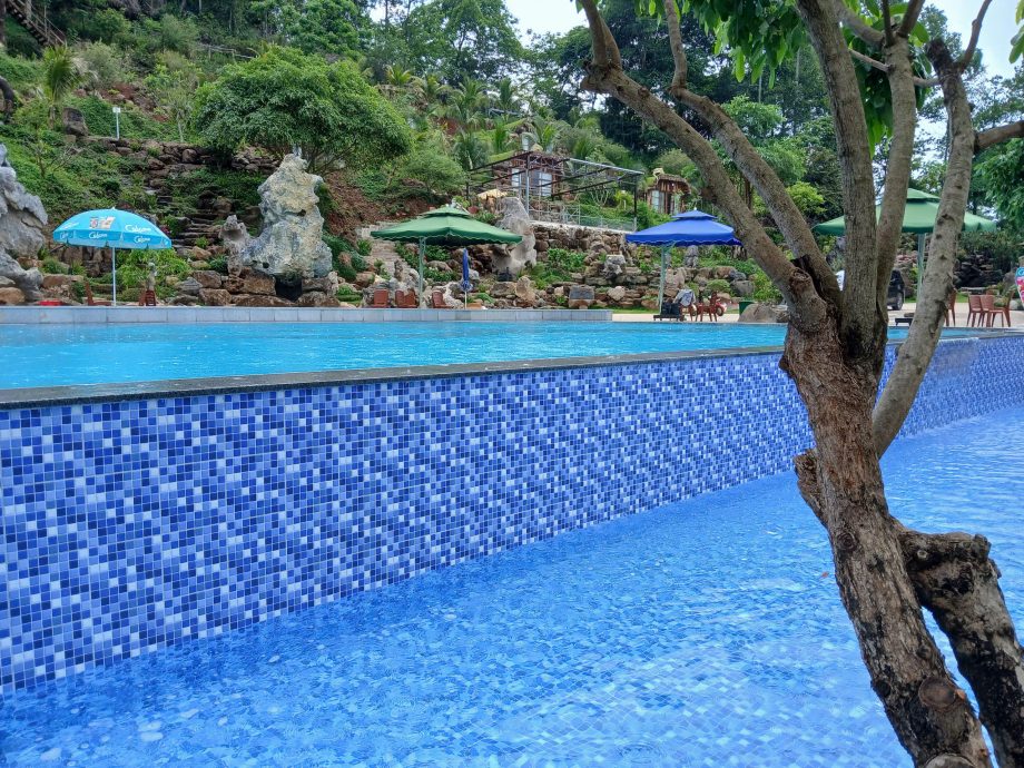 Lắp đặt thiết bị hồ bơi tại KDL công viên đá hình Dầu Giây