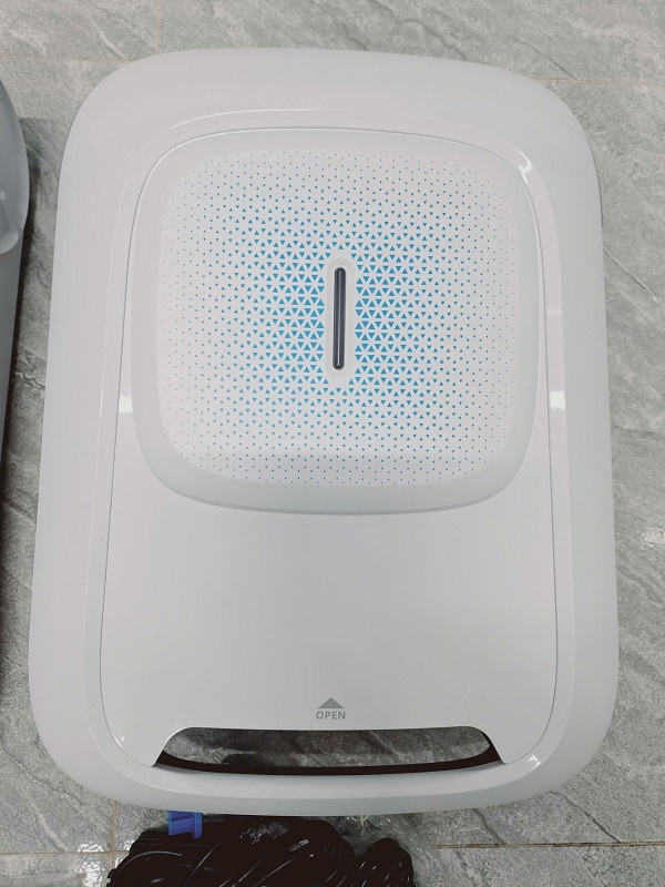 Robot vệ sinh hồ bơi Airrobo