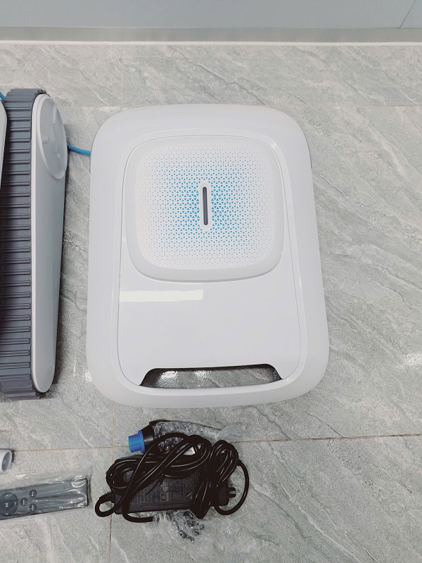 Robot vệ sinh hồ bơi Airrobo